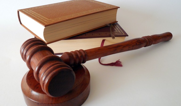 Tribunale assolve 4 attivisti NO TAV. «Brutto segnale, un surrettizio via libera ai contestatori» Tribunale assolve 4 attivisti NO TAV. «Brutto segnale, un surrettizio via libera ai contestatori»
