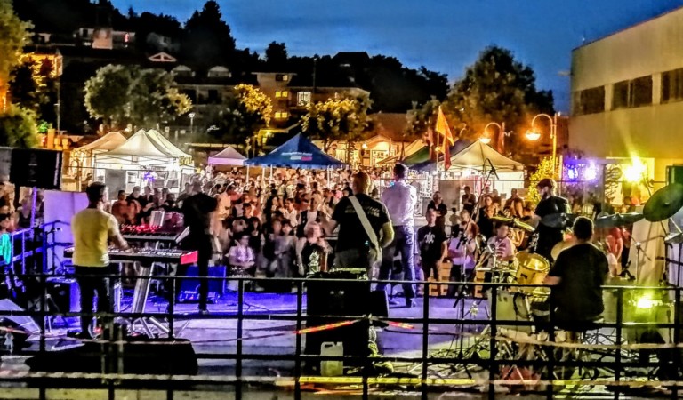 Con i Blascokom Live, la tribute band di Vasco, continua la kermesse musicale di Givoletto Con i Blascokom Live, la tribute band di Vasco, continua la kermesse musicale di Givoletto