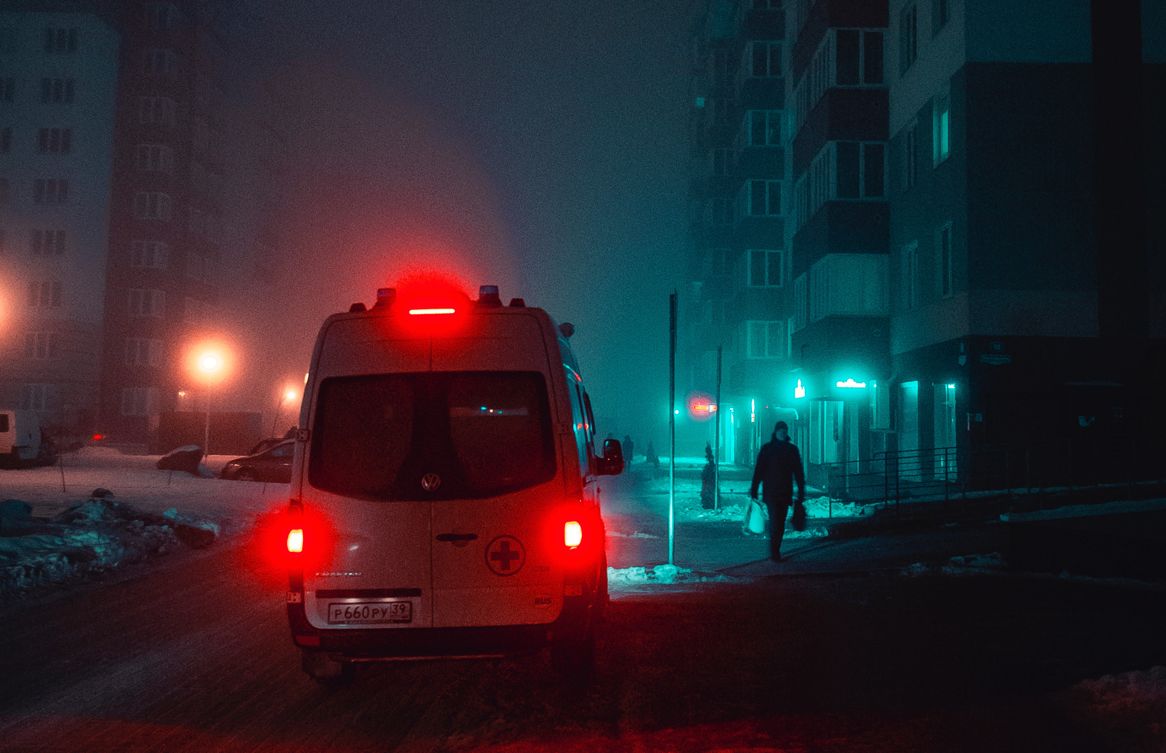 Al parcheggio, una pozza di sangue