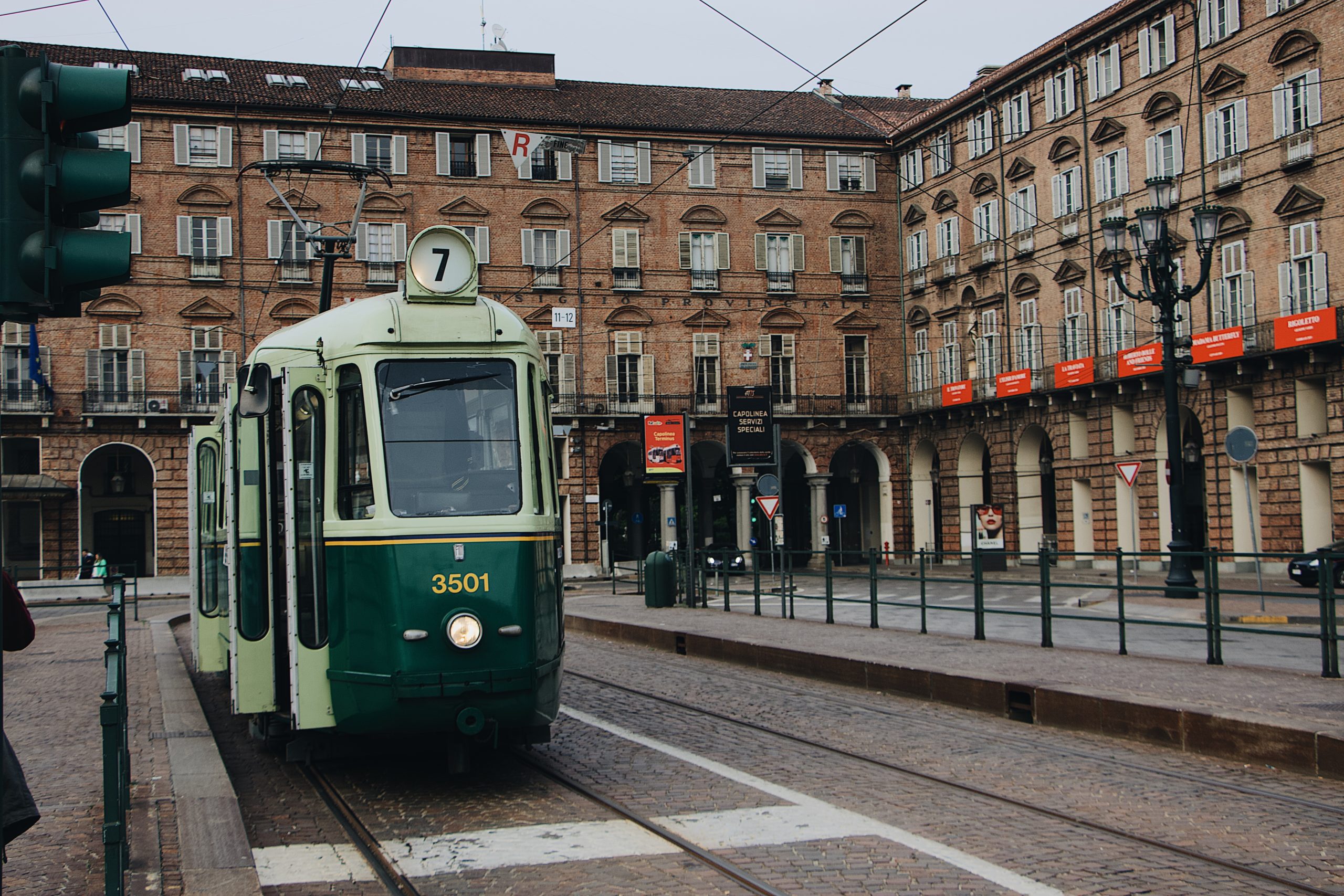 Libri in tram Torino librintram