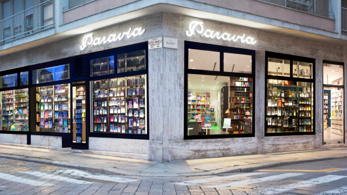 Libreria paravia chiude