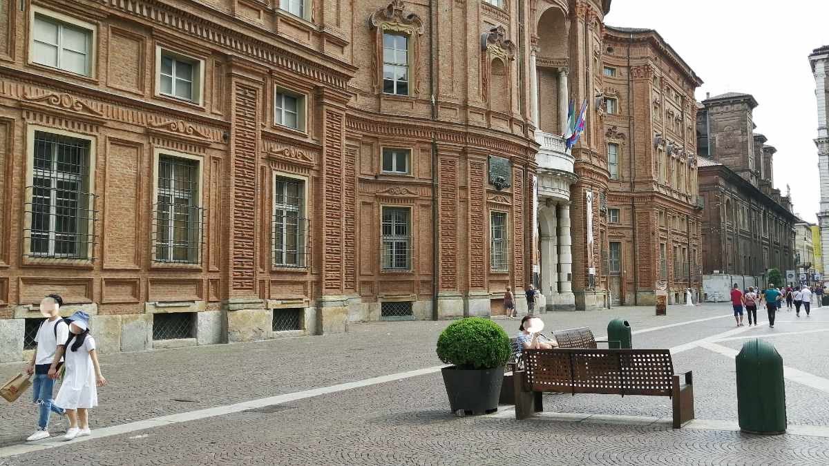 Piazza Carignano Torino