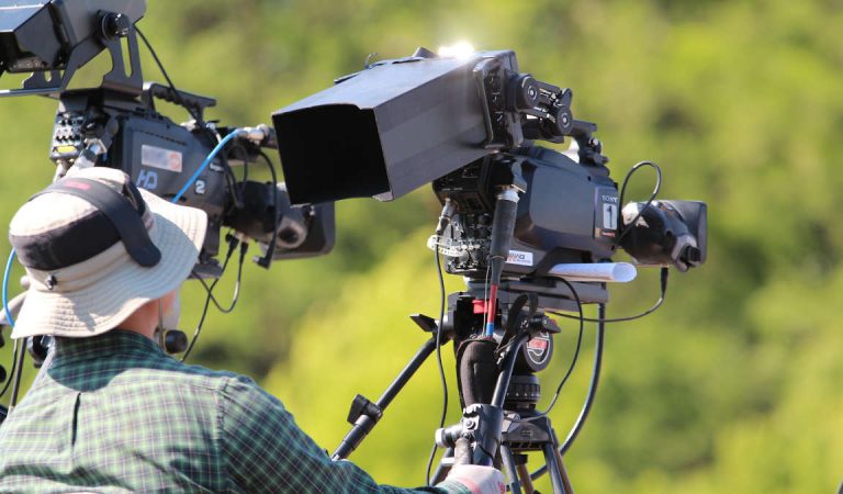 Aspiranti attori e attrici cercasi a Torino per il film Viaggio a sorpresa Aspiranti attori e attrici cercasi a Torino per il film Viaggio a sorpresa