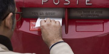 Poste Italiane assume