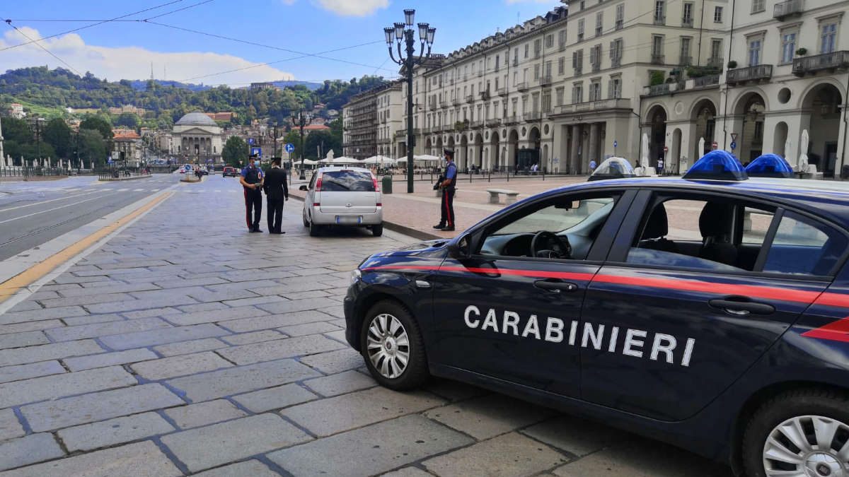 Carabinieri arrestano uomo