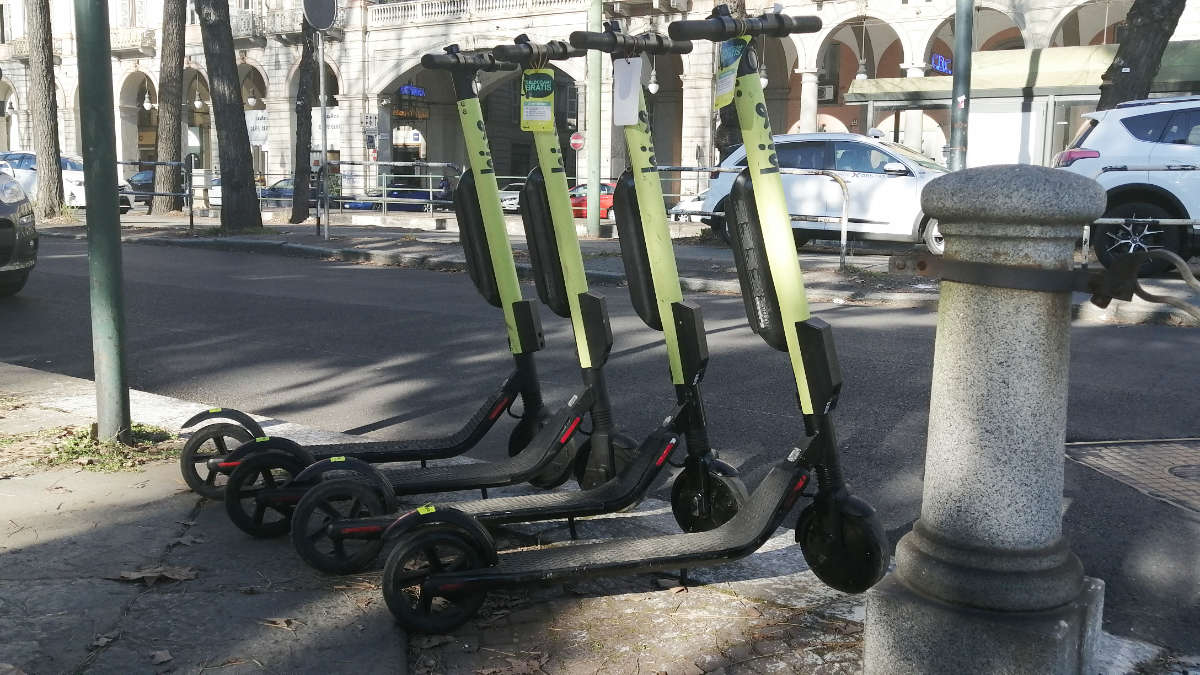 Torino, arrivano nuovi stalli per bici e monopattini