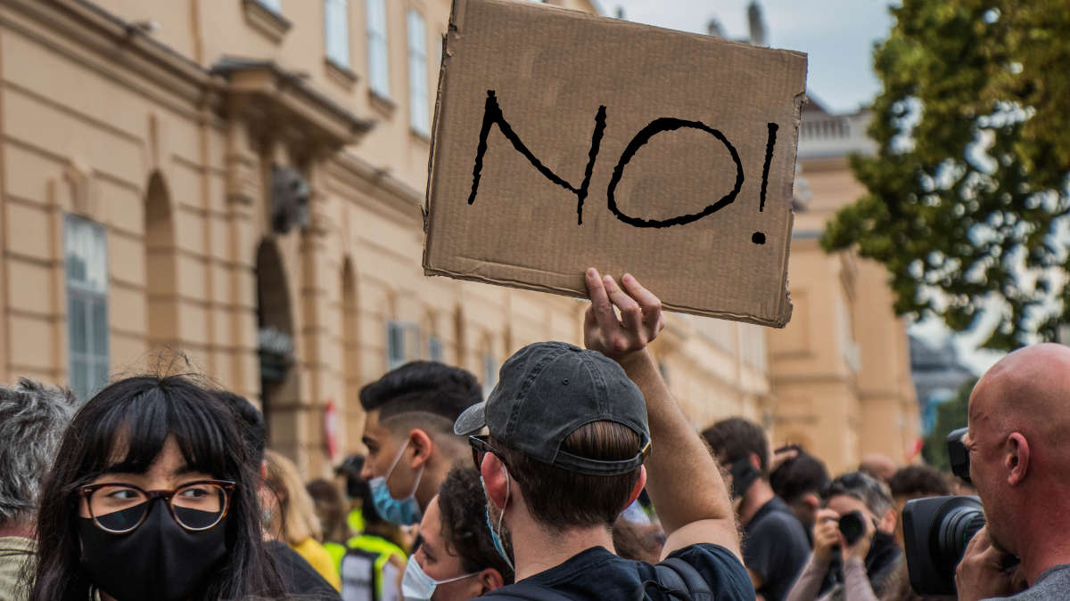 Proteste a Torino contro il Dpcm