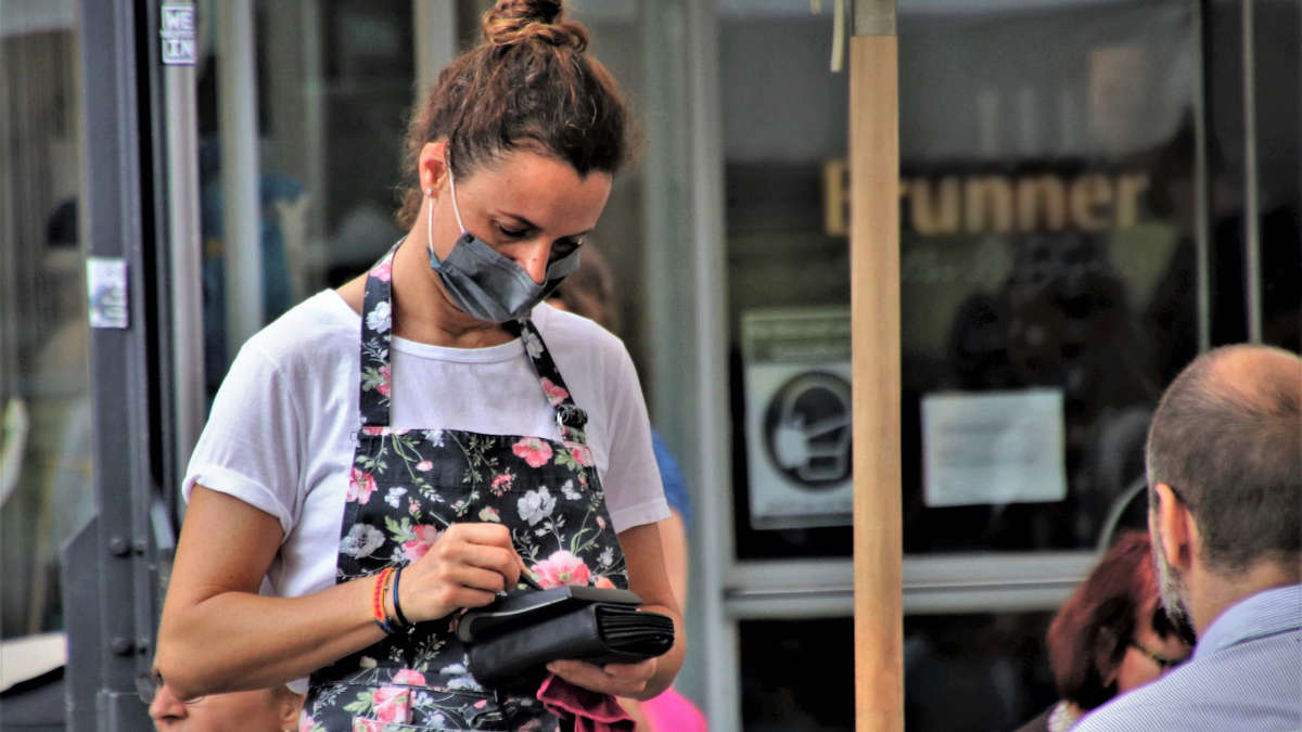 La protesta di ristoranti e bar a Torino