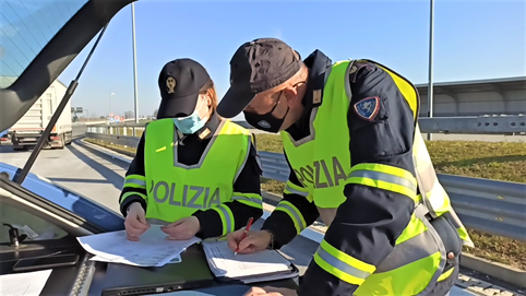 controlli polizia stradale piemonte e valle d'aosta