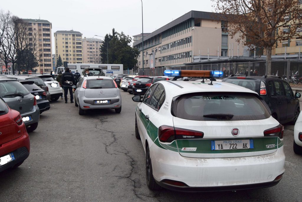 Parcheggiatori abusivi Torino