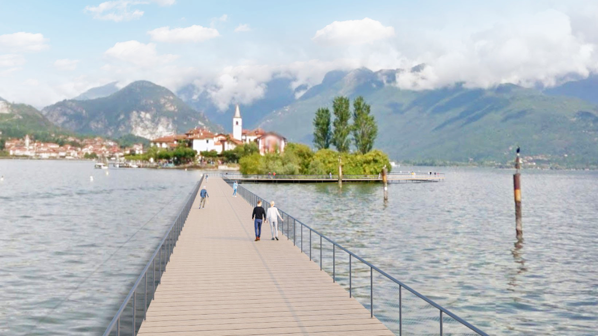 La passerella sul Lago Maggiore