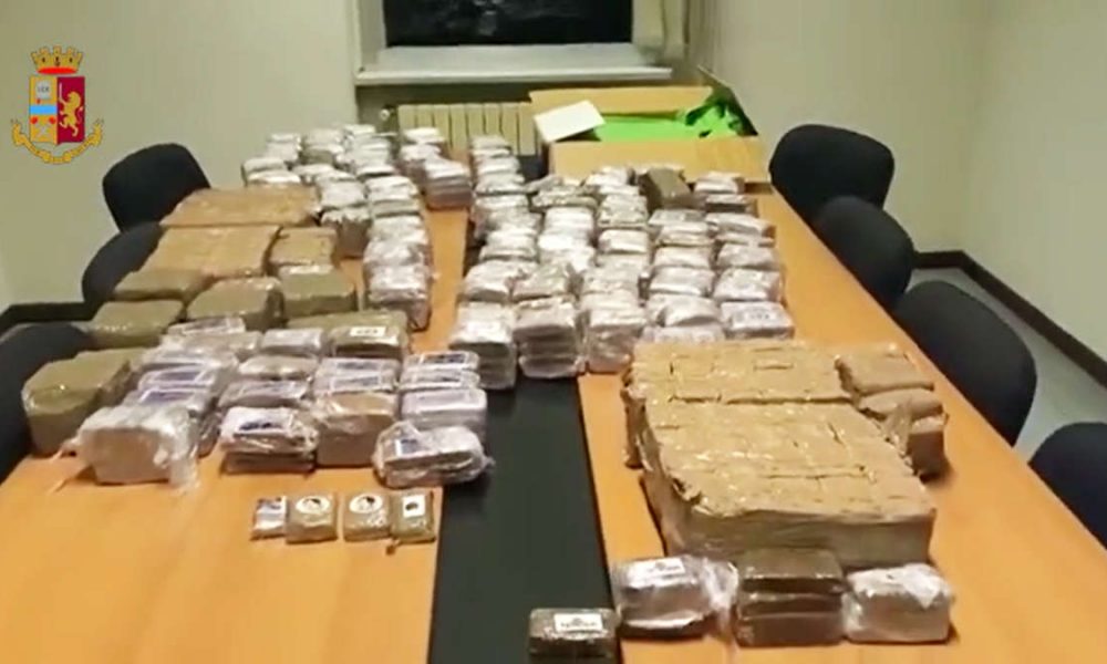 Sequestro hashish a Torino