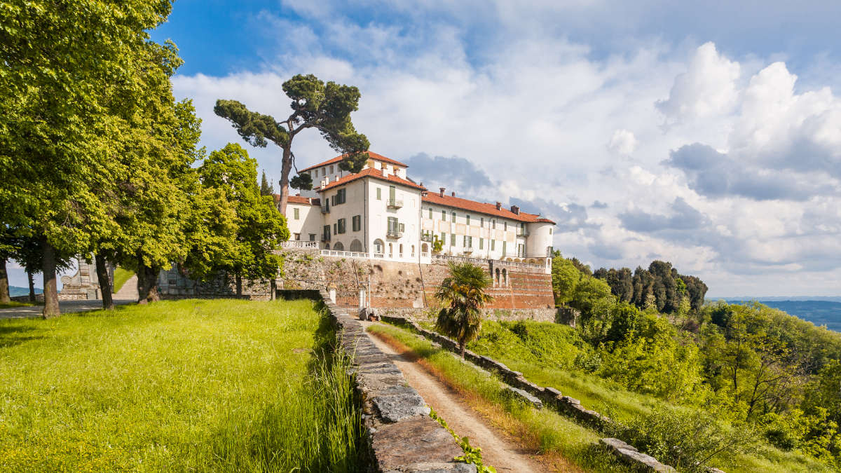 Castello di Masino in Piemonte
