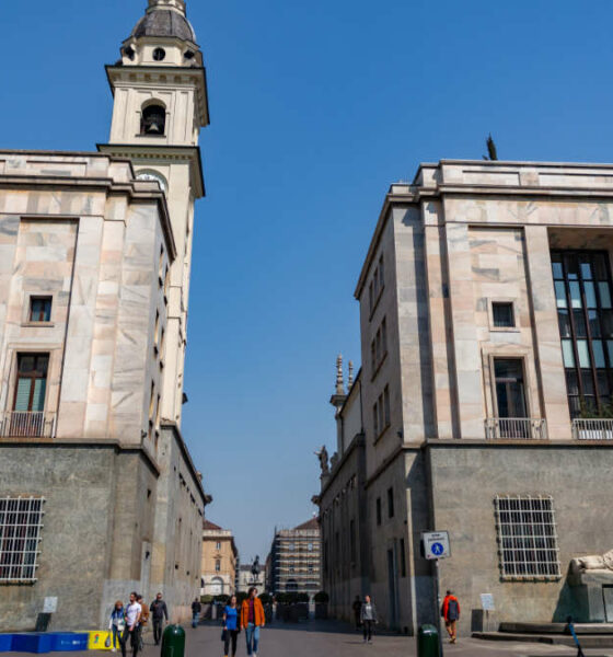 Piazza CLN dove è stato girato il film Profondo Rosso