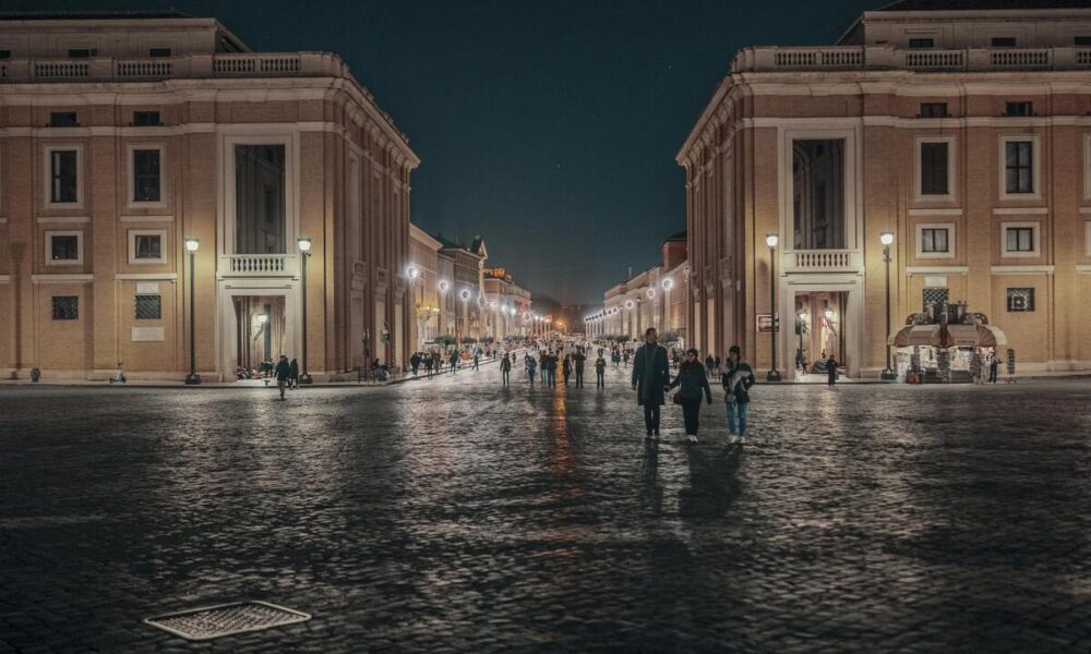 Piazza di sera